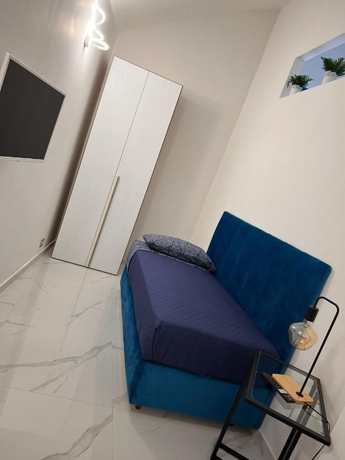 Apartamento La Dolce Casa Della Poesia Nápoles Exterior foto